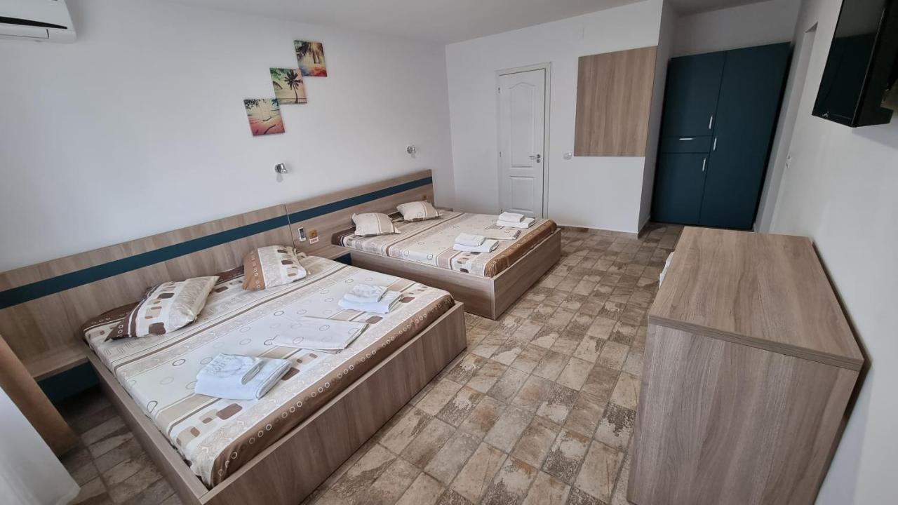 Vila Dumio Hotel Eforie Nord Buitenkant foto